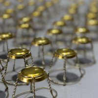 sparkling wine top/cage